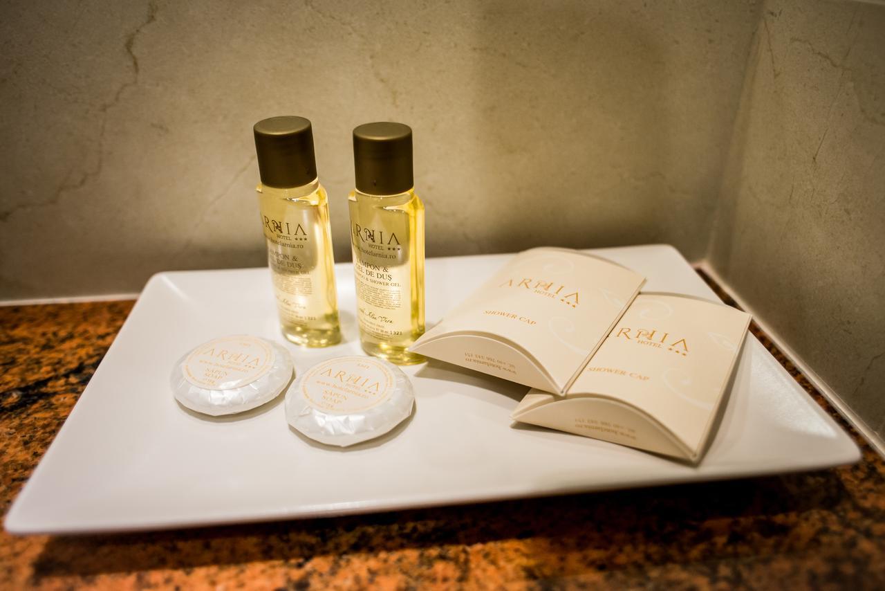 Hotel Arnia ヤシ エクステリア 写真
